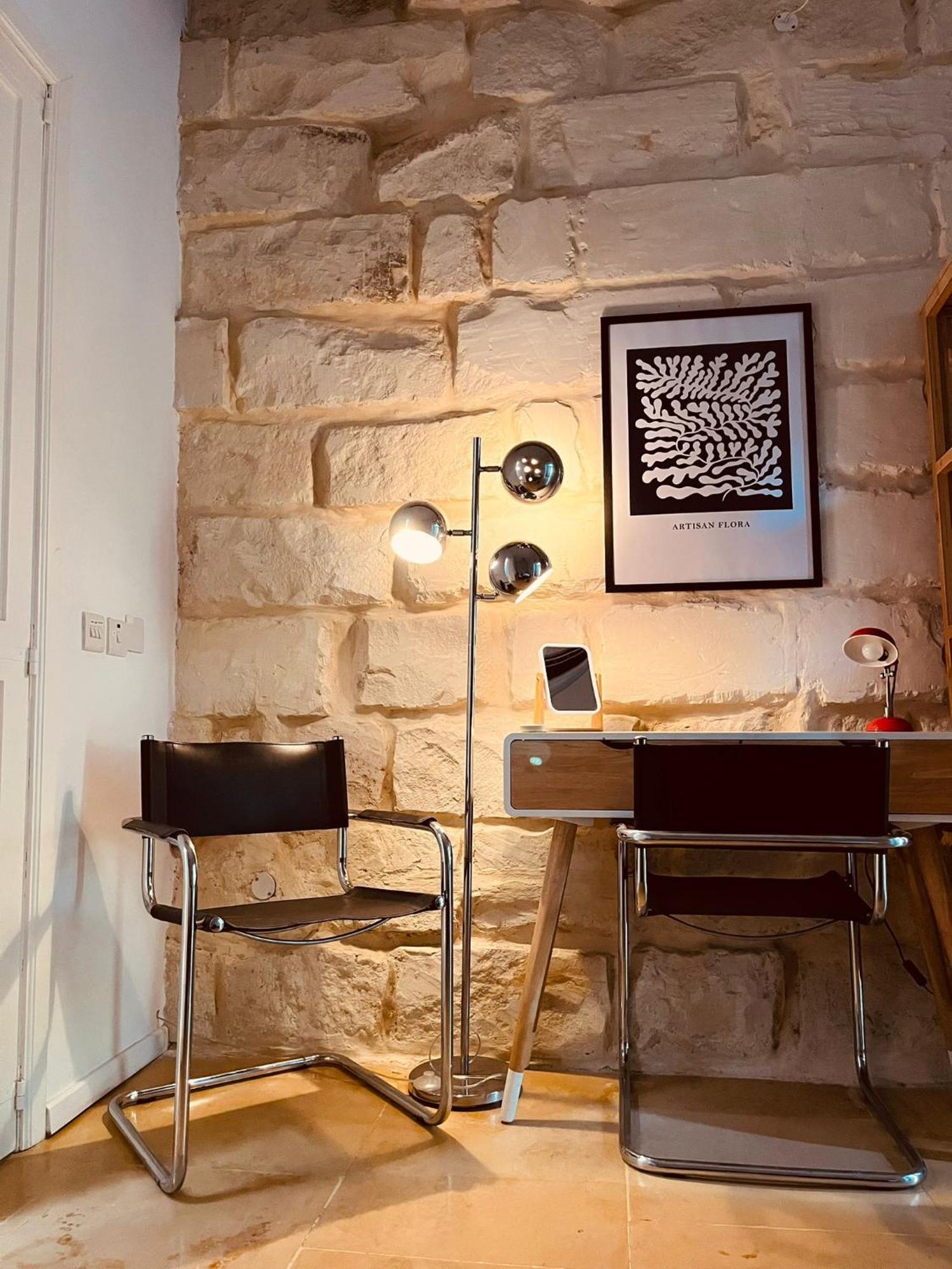 130, One Of A Kind - A Luxury Eclectic Home Tarxien Exteriér fotografie